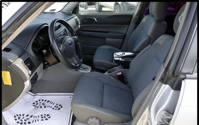 Subaru Forester cena 12999 przebieg: 279980, rok produkcji 2004 z Krzyż Wielkopolski małe 352